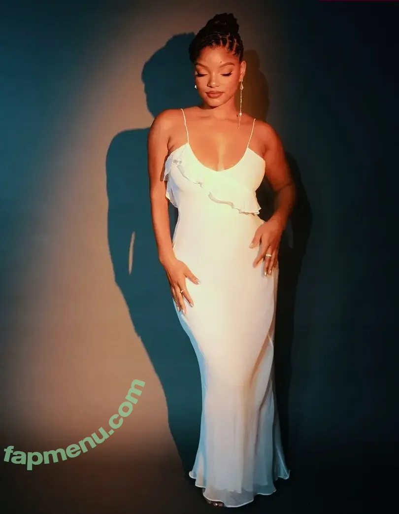 Halle Bailey nude photo #0178 (Little Mermaid / hallebailey)