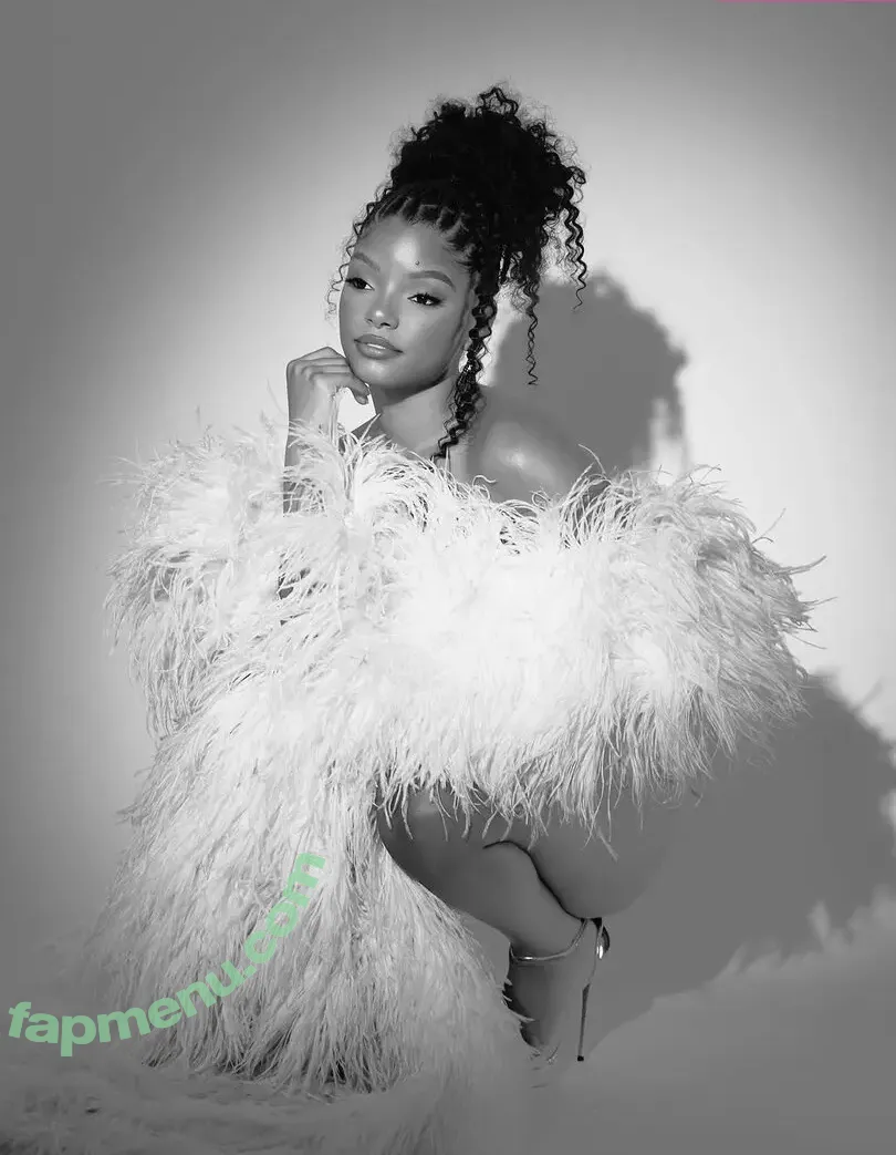 Halle Bailey nude photo #0182 (Little Mermaid / hallebailey)