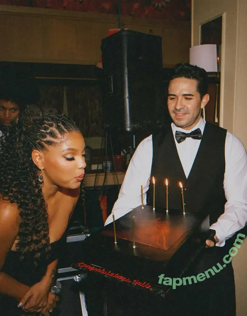 Halle Bailey nude photo #0195 (Little Mermaid / hallebailey)