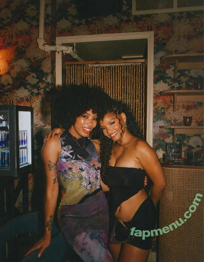 Halle Bailey nude photo #0200 (Little Mermaid / hallebailey)