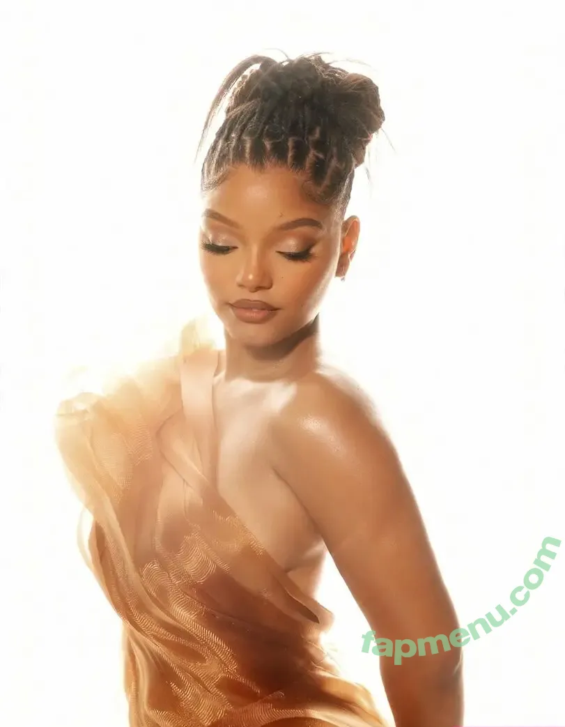 Halle Bailey nude photo #0202 (Little Mermaid / hallebailey)