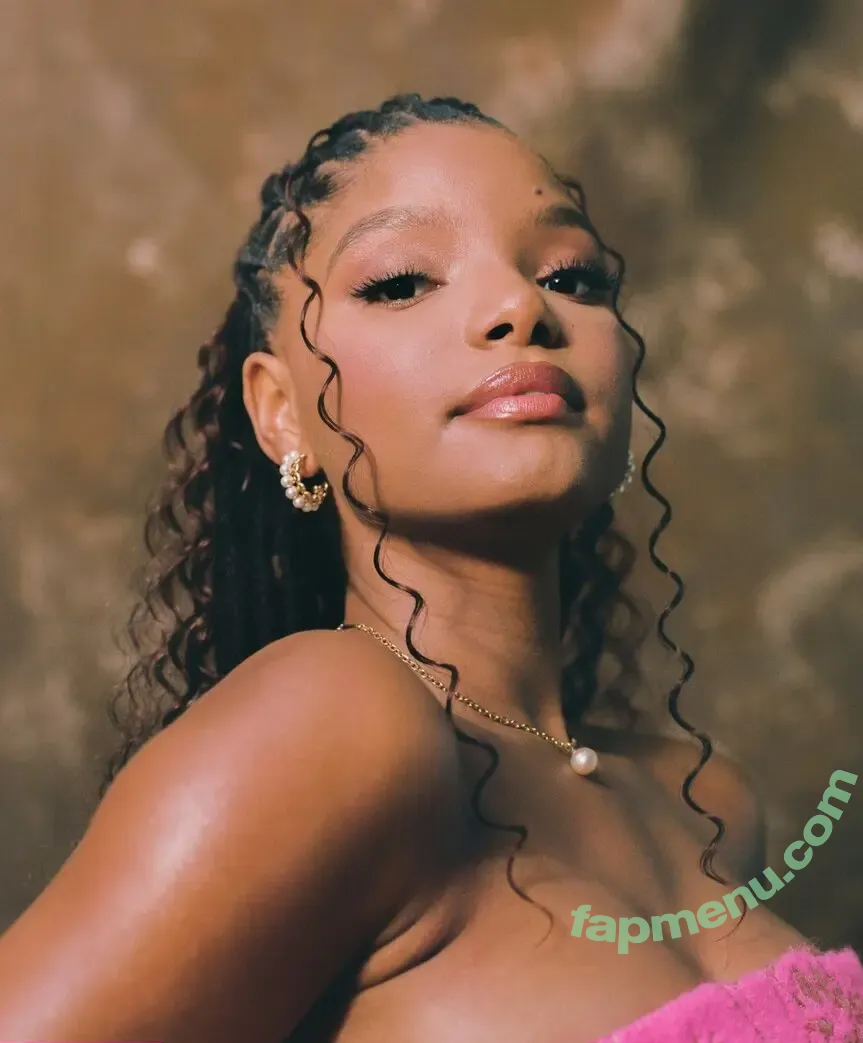 Halle Bailey nude photo #0240 (Little Mermaid / hallebailey)