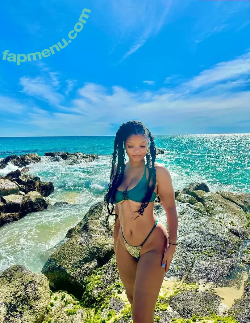 Halle Bailey nude photo #0299 (Little Mermaid / hallebailey)