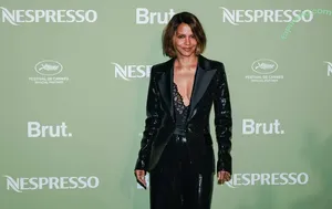 Halle Berry / halle_berry / halleberry nude photo #0810