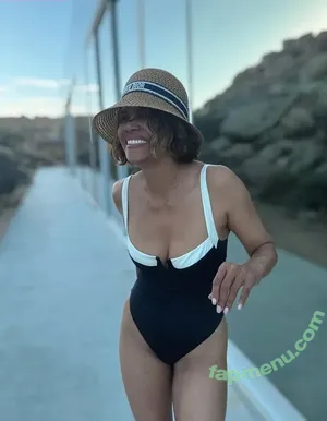Halle Berry / halle_berry / halleberry nude photo #0812