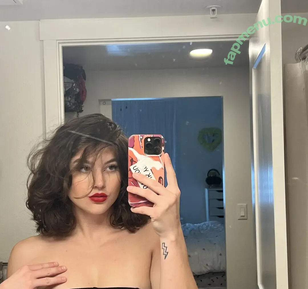 Halle Nottage nude photo #0012 (hallenottage)