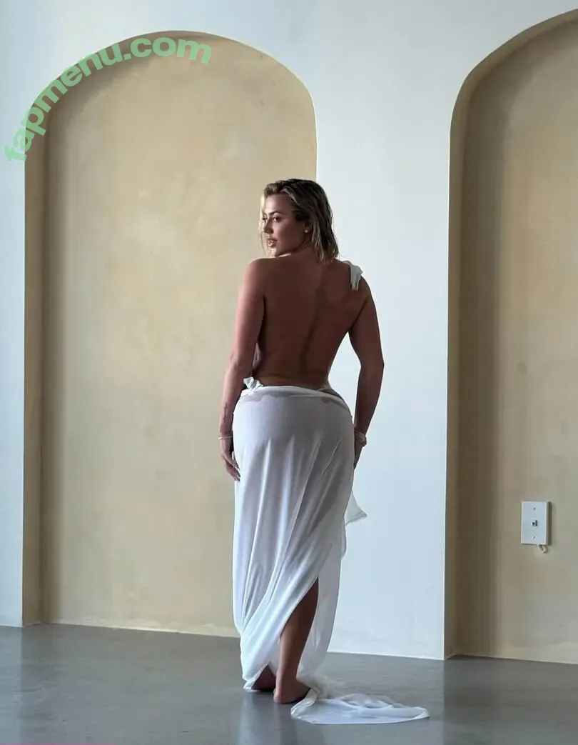 Halle Payne nude photo #0011 (hallepayne / hallepaynee)