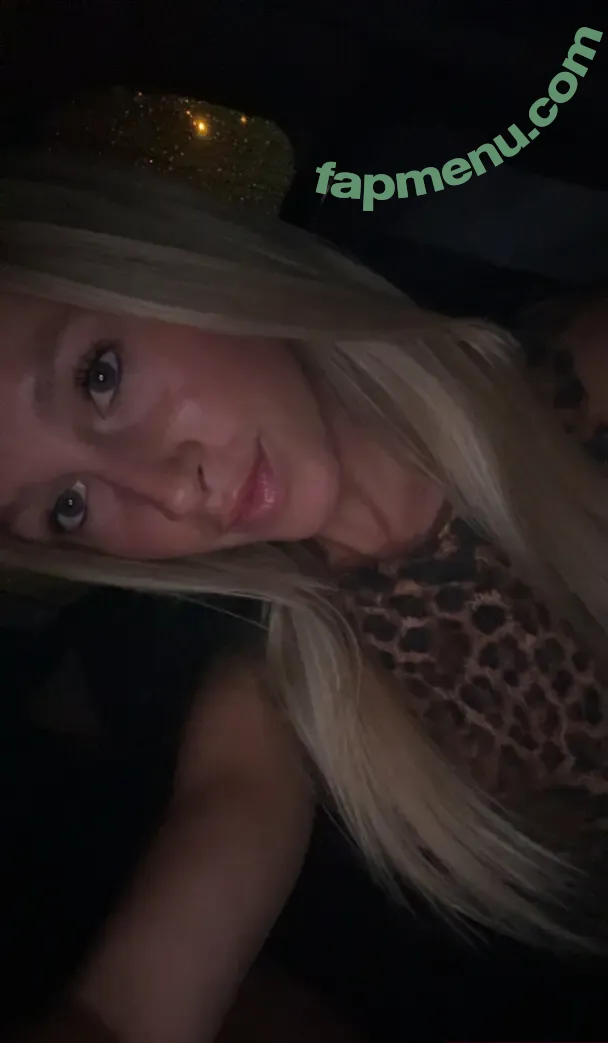 halledorann nude photo #0020 (halledorann)