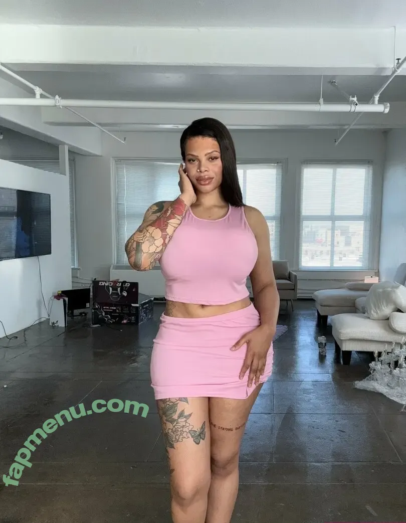 hallehayesvip nude photo #0047 (hallehayesreal)