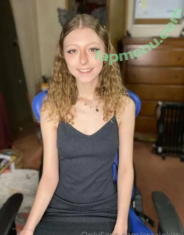 Hallie Gift nude photo #0907 (craziekitten / giftyhippie)