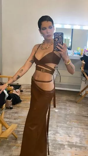 Halsey / iamhalsey / yammahaaa nude photo #0258