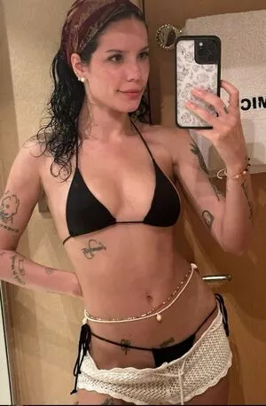 Halsey / iamhalsey / yammahaaa nude photo #0376