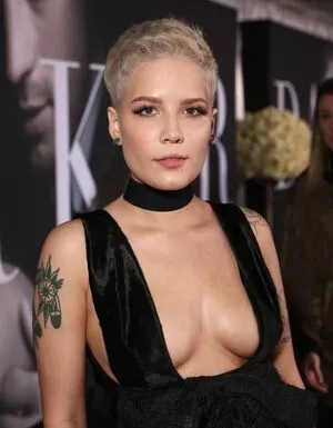 Halsey / iamhalsey / yammahaaa nude photo #0449