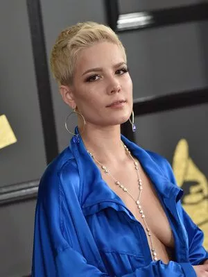 Halsey / iamhalsey / yammahaaa nude photo #0453