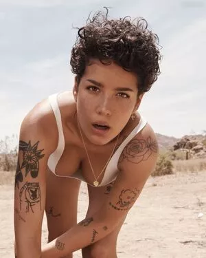 Halsey / iamhalsey / yammahaaa nude photo #0530