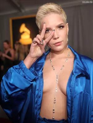 Halsey / iamhalsey / yammahaaa nude photo #0532