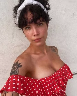 Halsey / iamhalsey / yammahaaa nude photo #0538