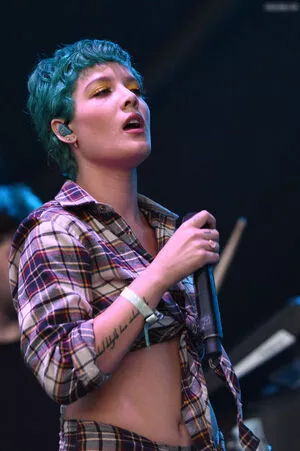 Halsey / iamhalsey / yammahaaa nude photo #0701