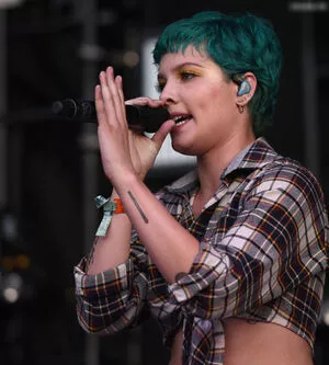 Halsey / iamhalsey / yammahaaa nude photo #0706