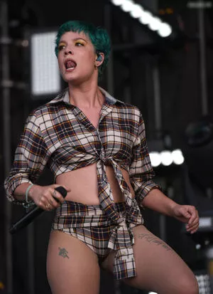 Halsey / iamhalsey / yammahaaa nude photo #0713