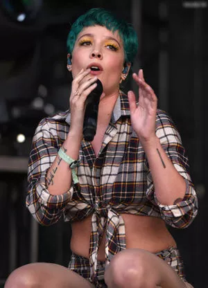 Halsey / iamhalsey / yammahaaa nude photo #0726