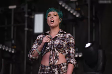 Halsey / iamhalsey / yammahaaa nude photo #0727