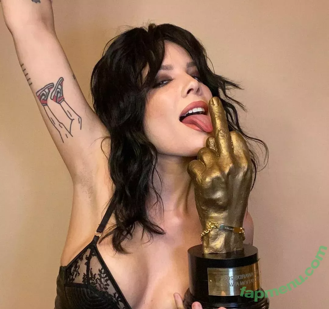 Halsey nude photo #0032 (iamhalsey / yammahaaa)