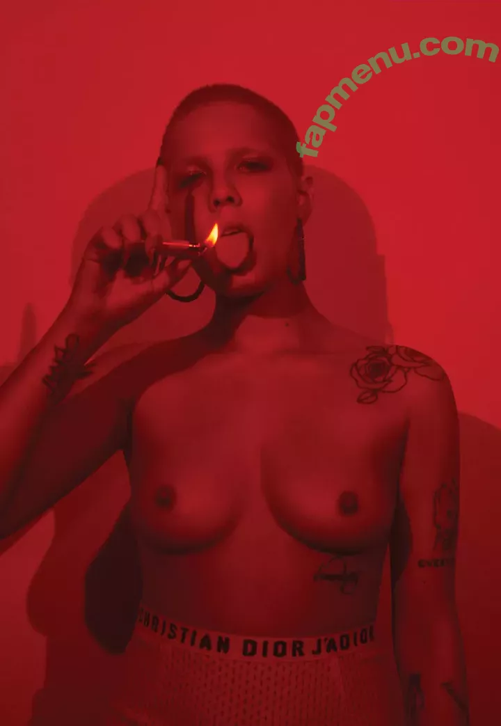 Halsey nude photo #0050 (iamhalsey / yammahaaa)