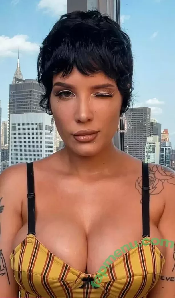 Halsey nude photo #0170 (iamhalsey / yammahaaa)