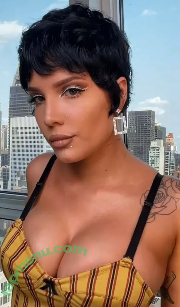 Halsey nude photo #0172 (iamhalsey / yammahaaa)