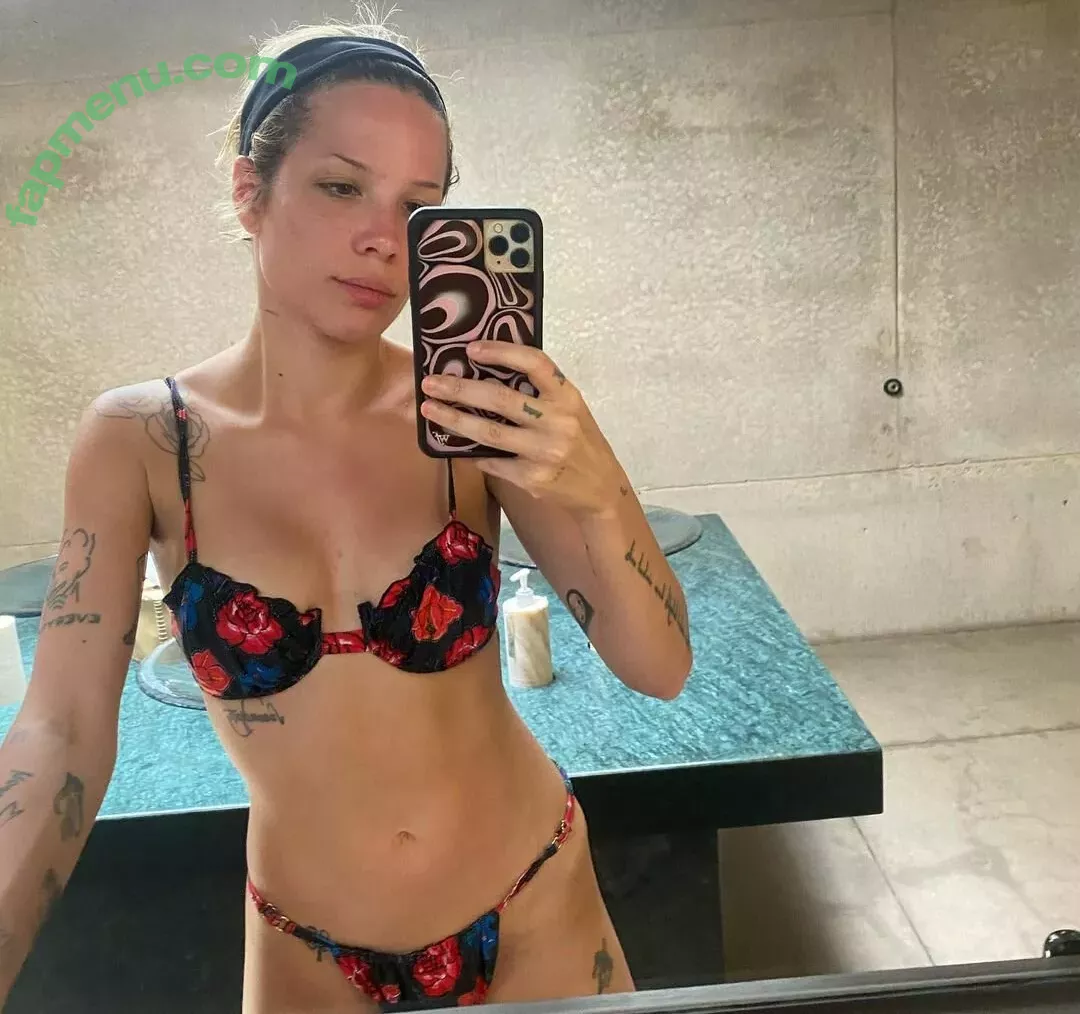 Halsey nude photo #0230 (iamhalsey / yammahaaa)