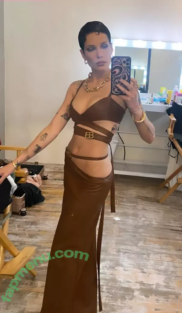 Halsey nude photo #0258 (iamhalsey / yammahaaa)