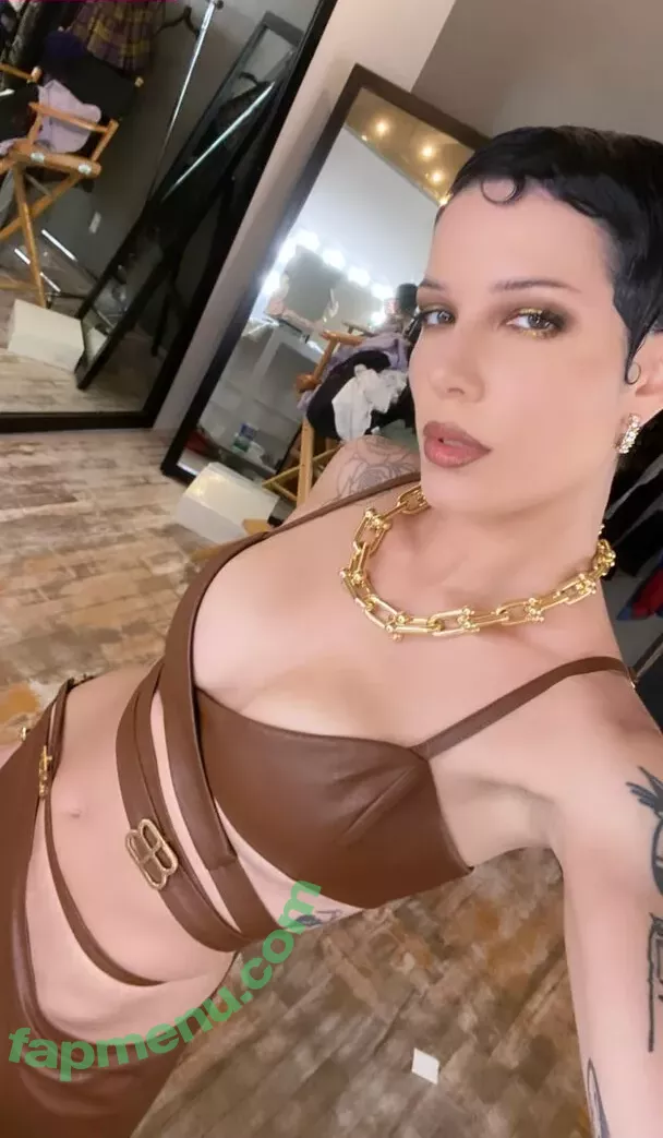 Halsey nude photo #0259 (iamhalsey / yammahaaa)