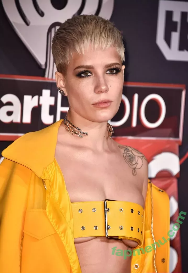 Halsey nude photo #0455 (iamhalsey / yammahaaa)