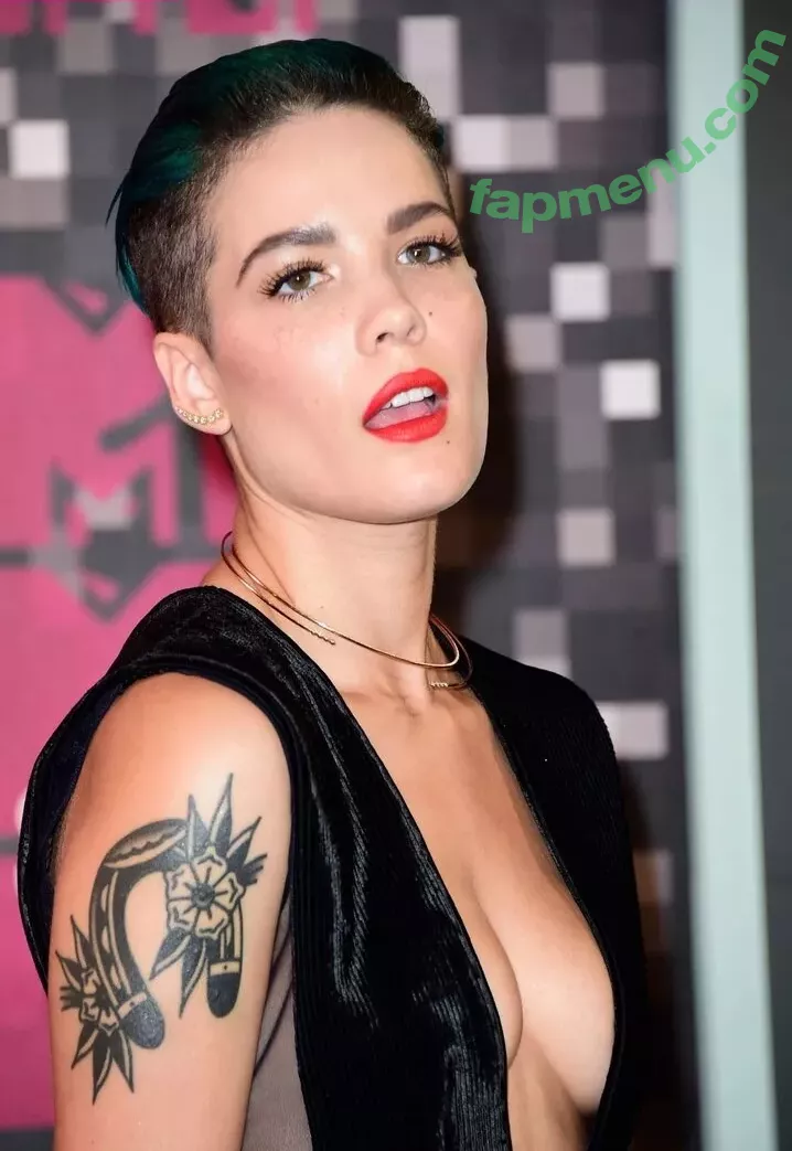 Halsey nude photo #0527 (iamhalsey / yammahaaa)