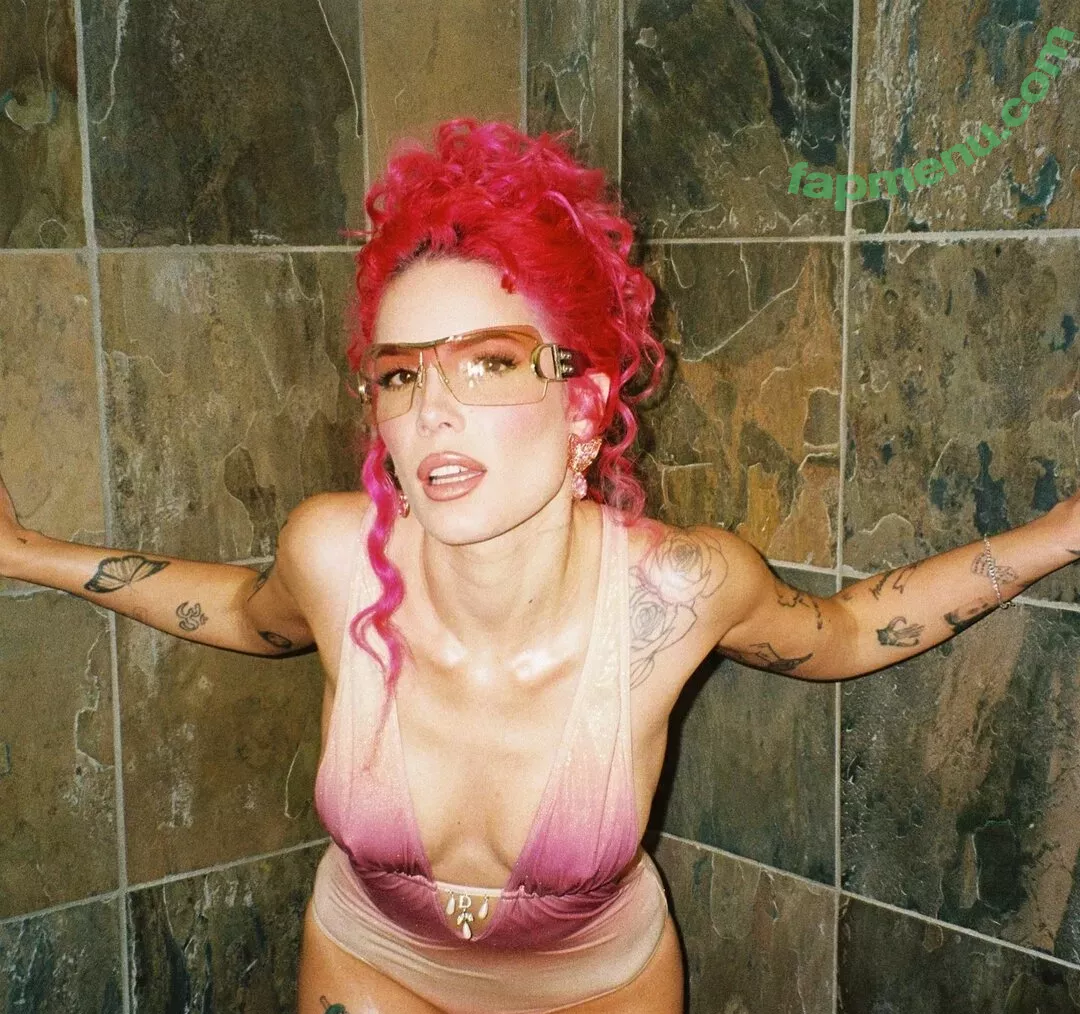 Halsey nude photo #0625 (iamhalsey / yammahaaa)