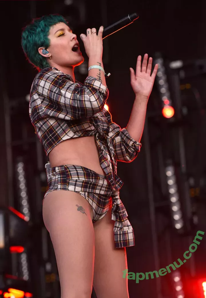 Halsey nude photo #0700 (iamhalsey / yammahaaa)