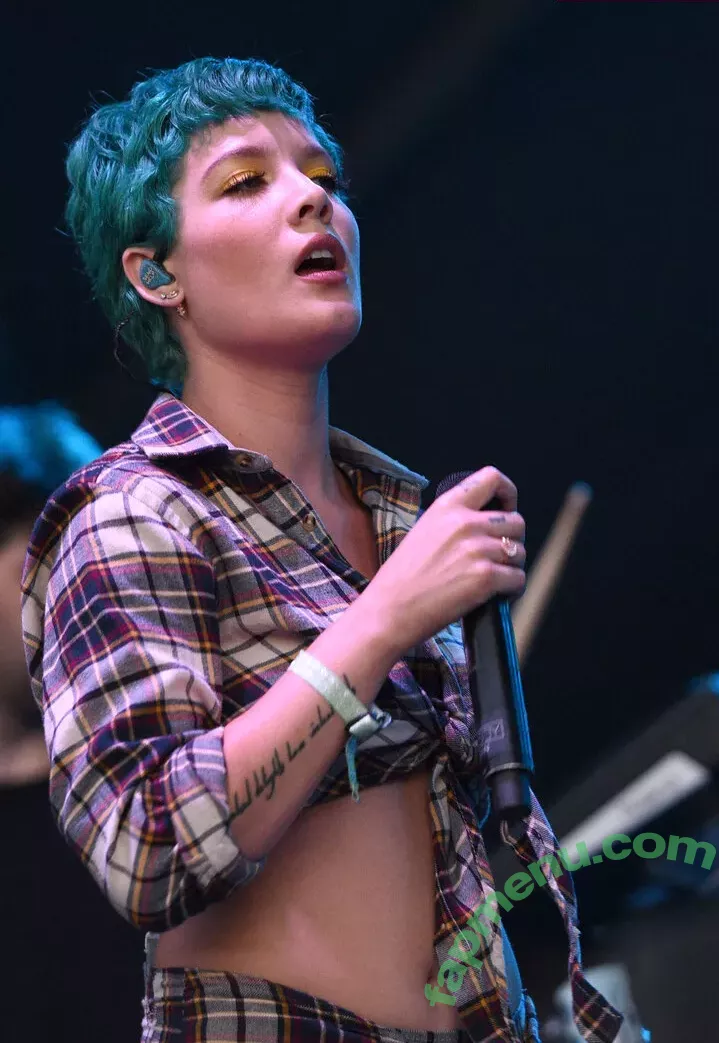 Halsey nude photo #0701 (iamhalsey / yammahaaa)