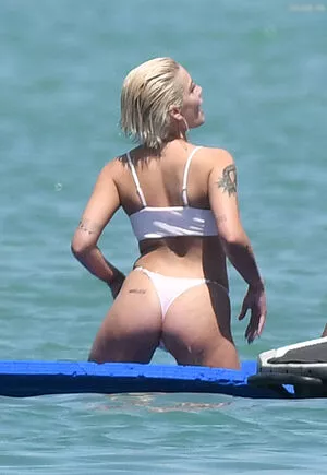 Halsey / iamhalsey / yammahaaa nude photo #1057