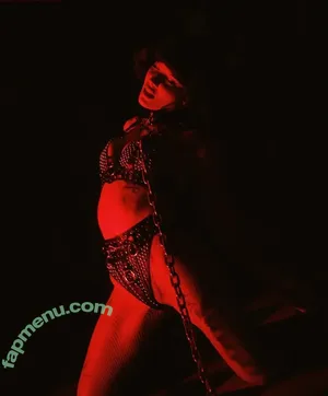 Halsey / iamhalsey / yammahaaa nude photo #1183