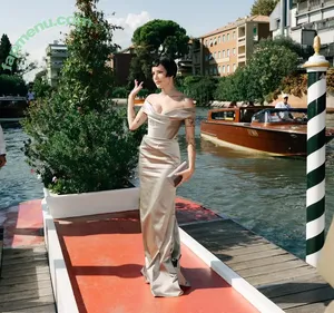 Halsey / iamhalsey / yammahaaa nude photo #1258