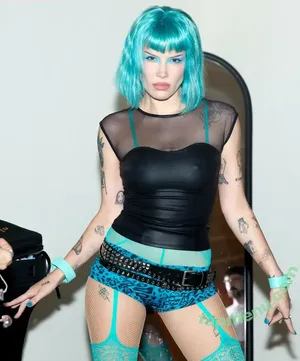 Halsey / iamhalsey nude photo #1281