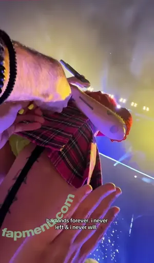 Halsey / iamhalsey / yammahaaa nude photo #1339