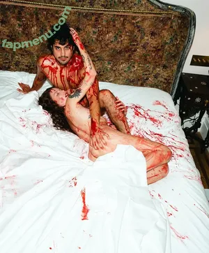 Halsey / iamhalsey nude photo #1355