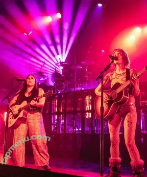 Halsey / iamhalsey nude photo #1395