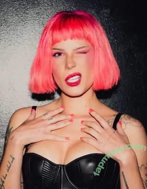 Halsey / iamhalsey / yammahaaa nude photo #1445