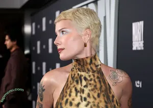 Halsey / iamhalsey nude photo #1494