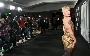 Halsey / iamhalsey nude photo #1500