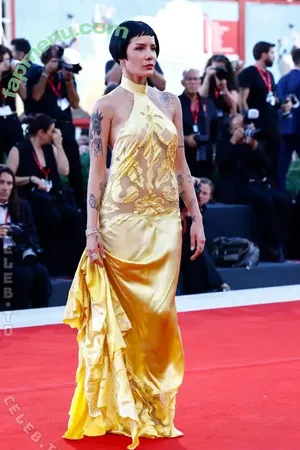 Halsey / iamhalsey nude photo #1511