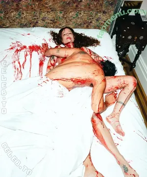 Halsey / iamhalsey nude photo #1526